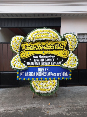 Papan Bunga Duka di Gending